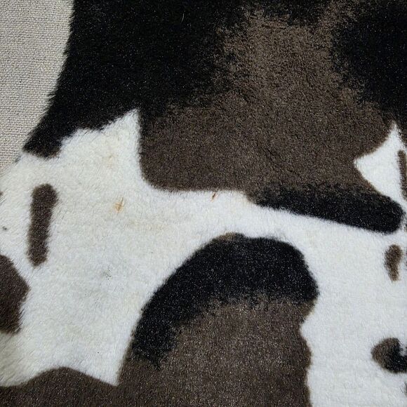 Faux Cowhide Rug / Mat Colors White Brown Black Measures 43 Inches ×29.5 Inches - Picture 4 of 8
